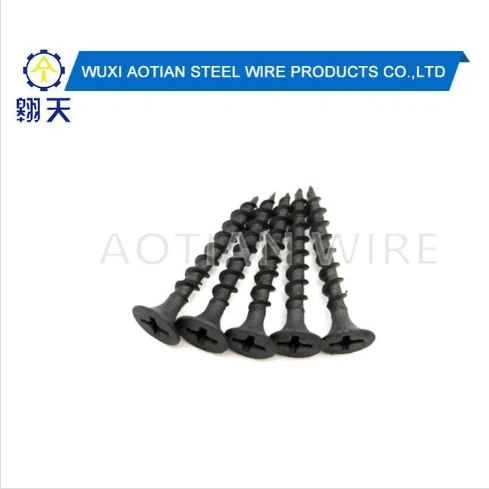 Parafusos para drywall de rosca grossa.