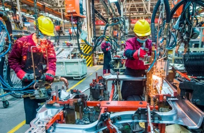 Os lucros das empresas industriais acima do tamanho designado cairão 2,3% em ...